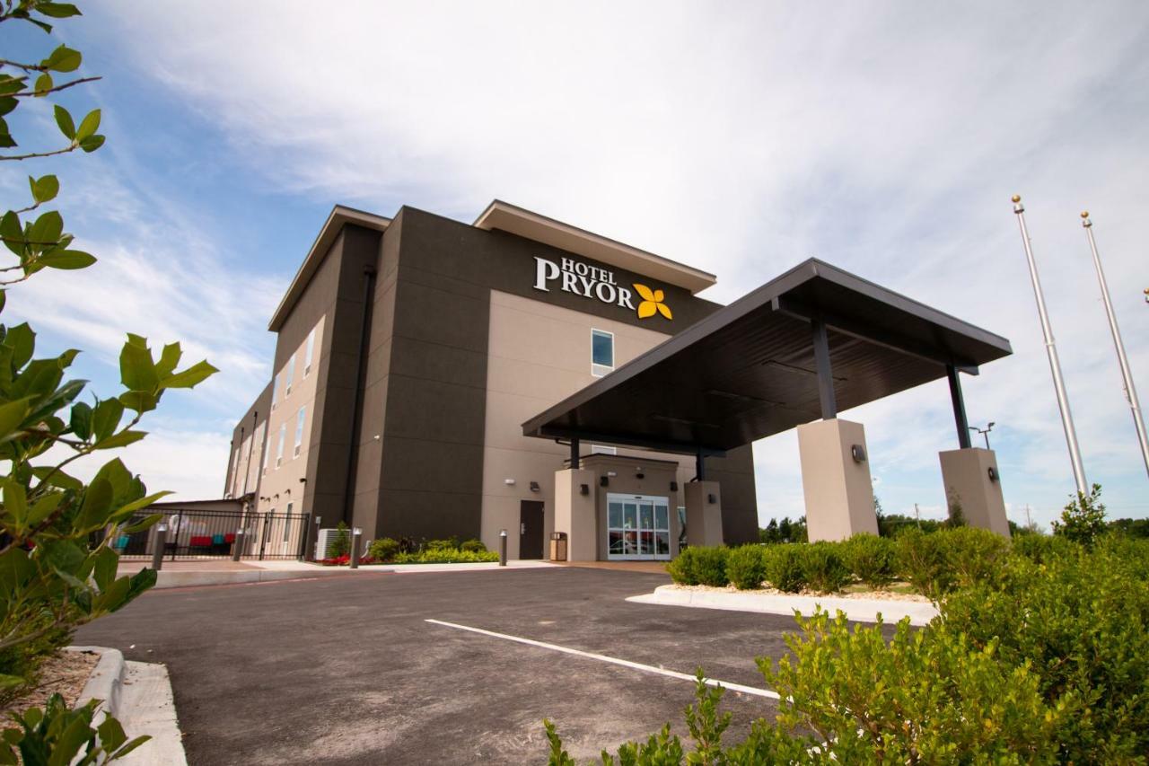 Hotel Pryor プライヤー・クリーク  エクステリア 写真